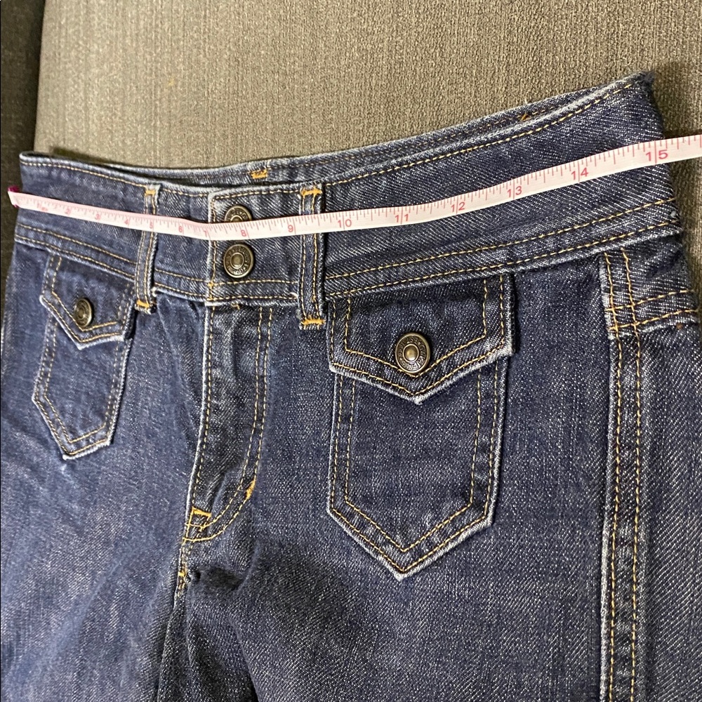 Classic GAP Low‑Rise Bootcut Jeans — Size 2, Gorgeous Blue Wash - Picture 8 of 9